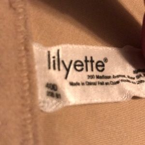 Lilyette Intimates & Sleepwear - Nude Lilyette 40D Bra, Smooth Sides Lilyette Intimates & Sleepwear - Nude Lilyette 40D Bra, Smooth Sides